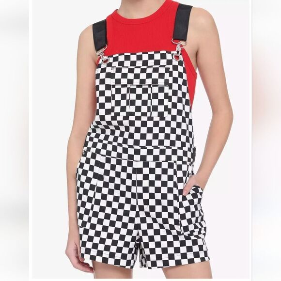 Hot Topic black and white checkered utility shortalls‎ - Picture 1 of 6